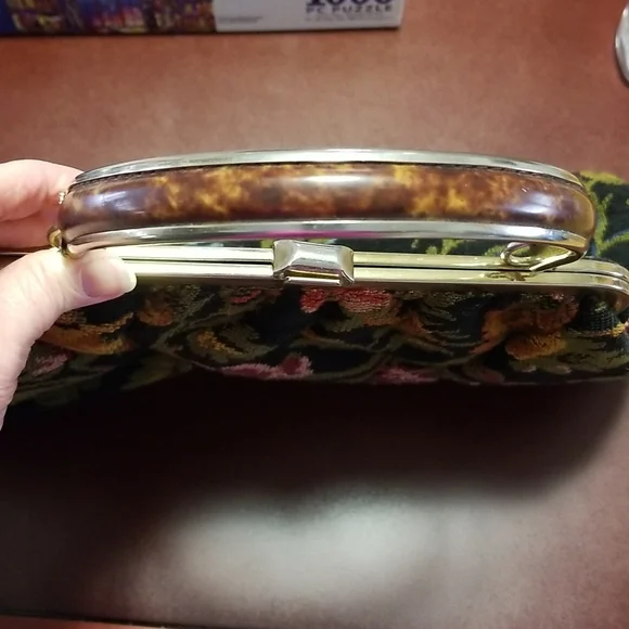 Vintage JR tapestry purse - Picture 9 of 12